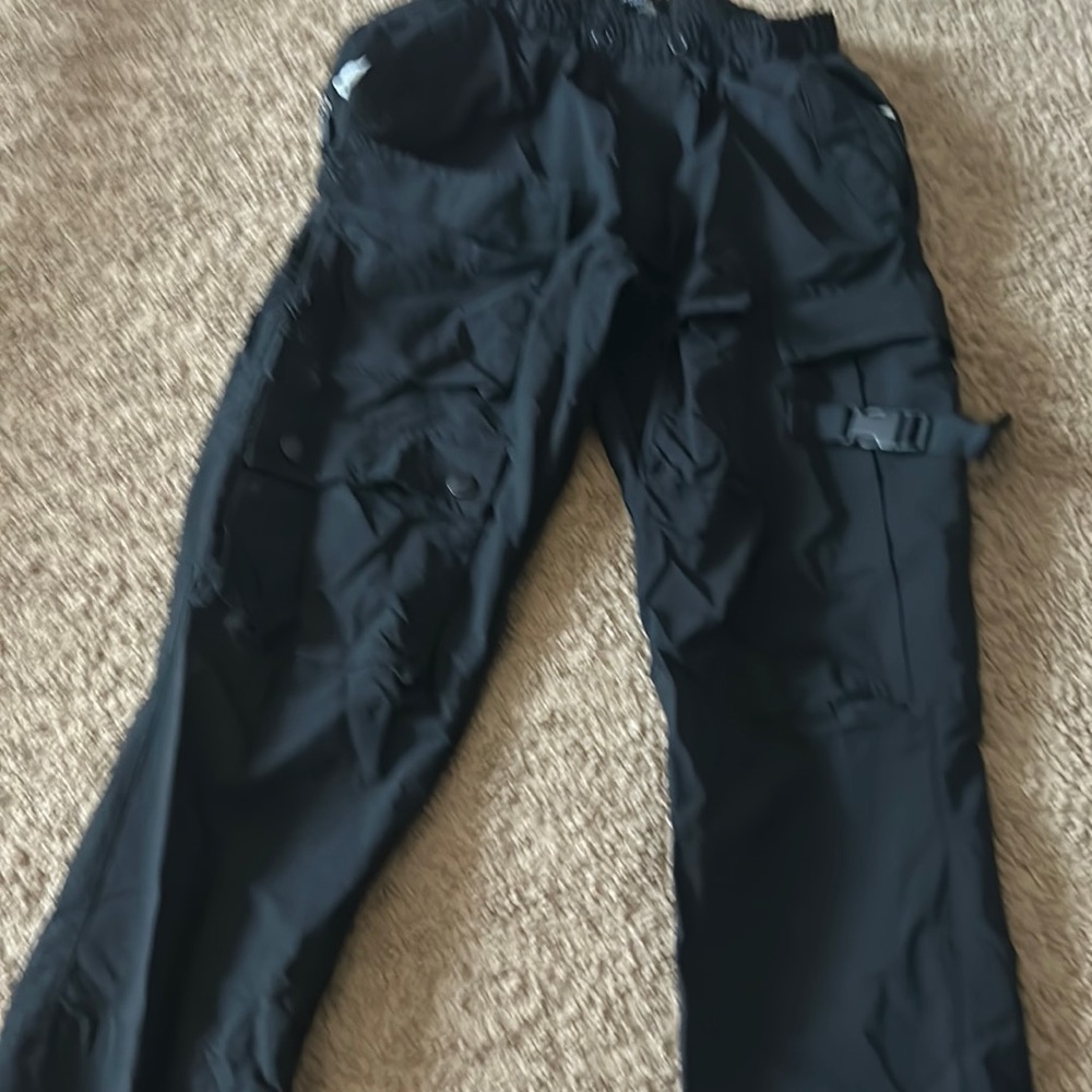 black cargo pants